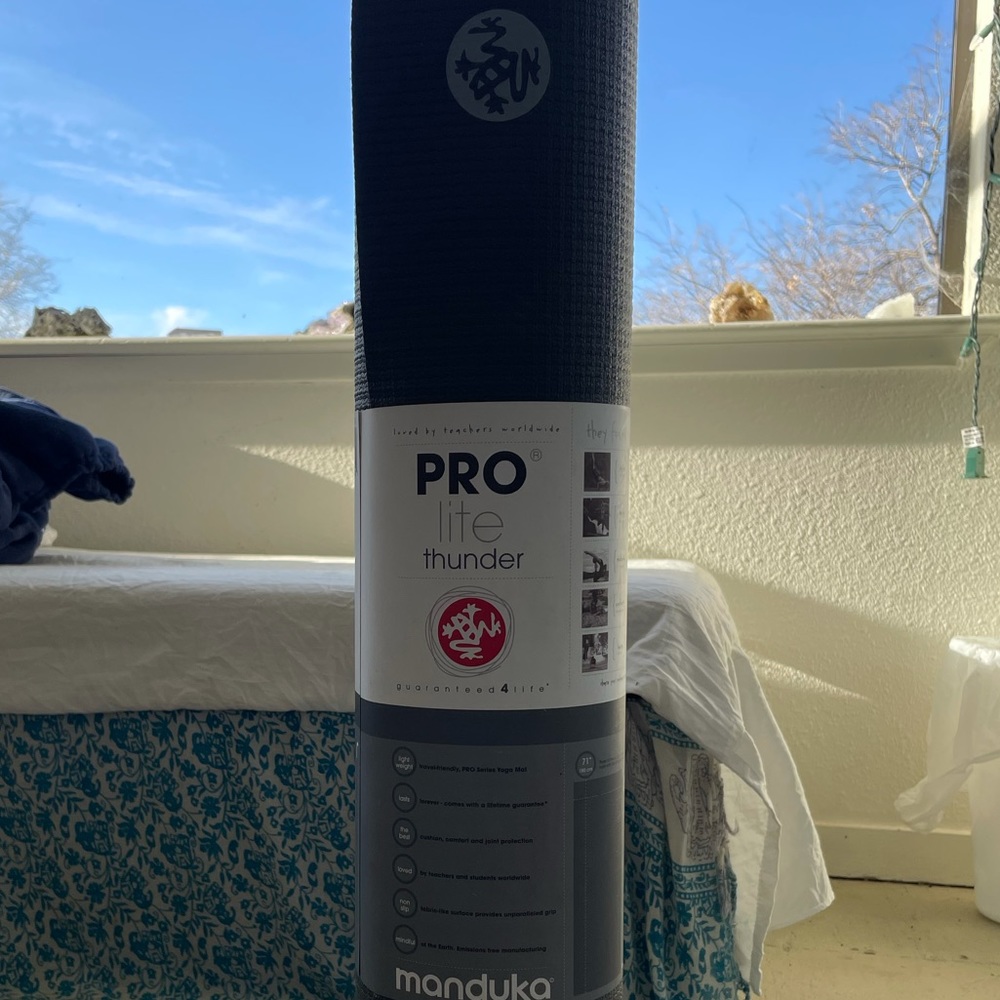 Manduka Prolite Thunder Yoga Mat